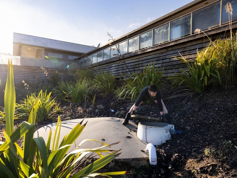 Off grid eco-lodge accommodation, Ruapehu.